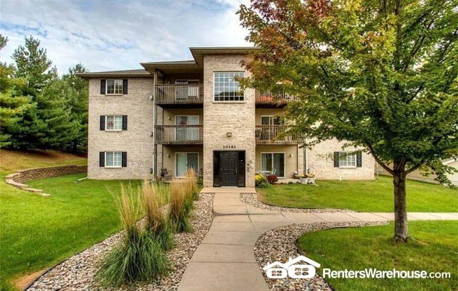 Primary Photo - 10161 Sutton Dr