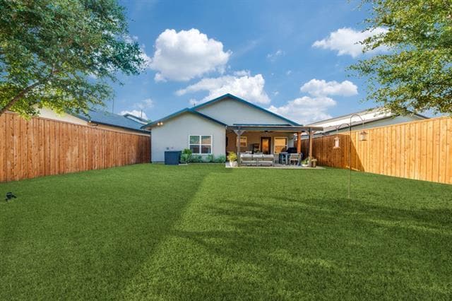 Building Photo - 1110 Claude St