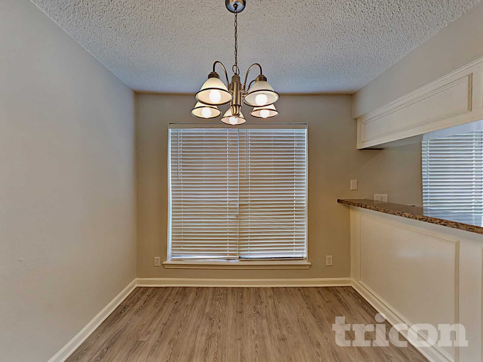 Building Photo - 5711 Calumet Dr