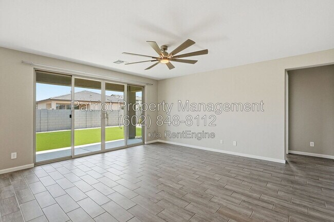 Building Photo - 5635 W Hayduk Rd