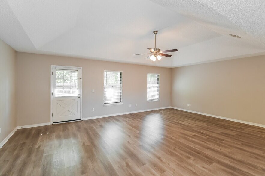 Building Photo - 2098 Allison Ct