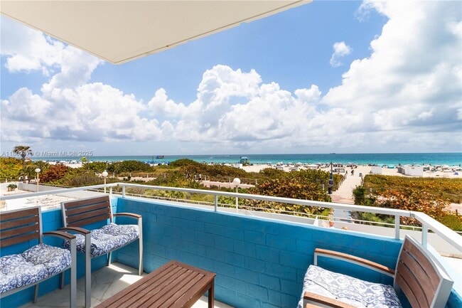 Building Photo - 465 Ocean Dr