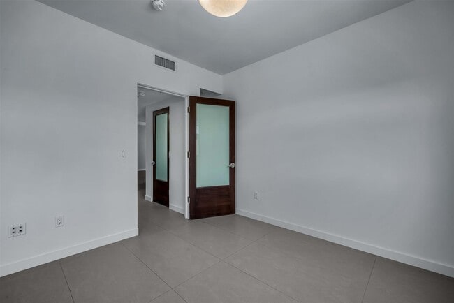 Building Photo - 12026 Wilshire Blvd