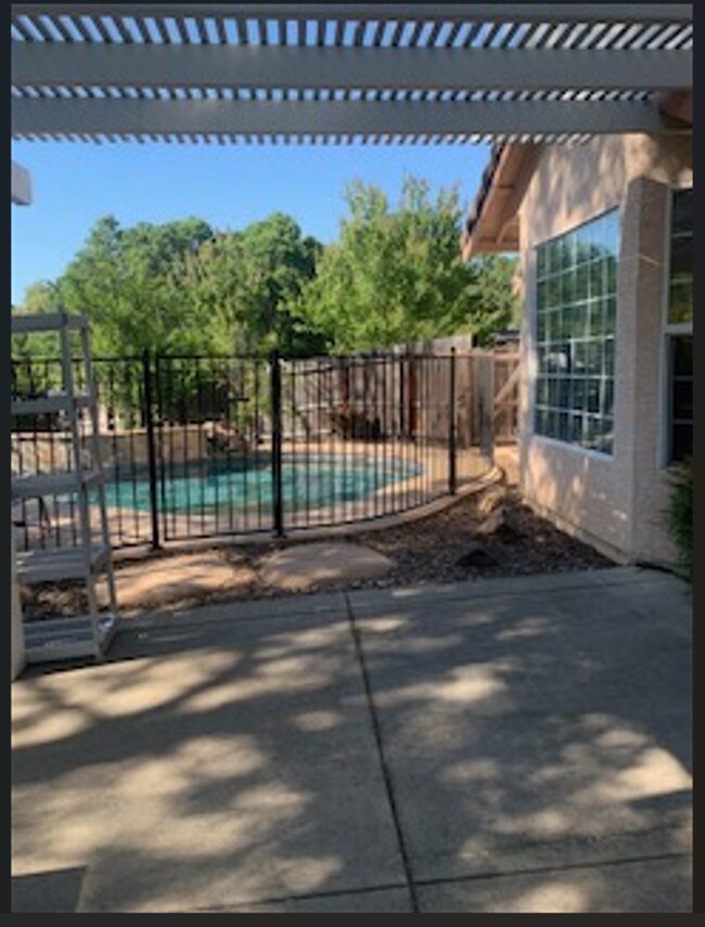 Building Photo - 5500 Granite Falls Way