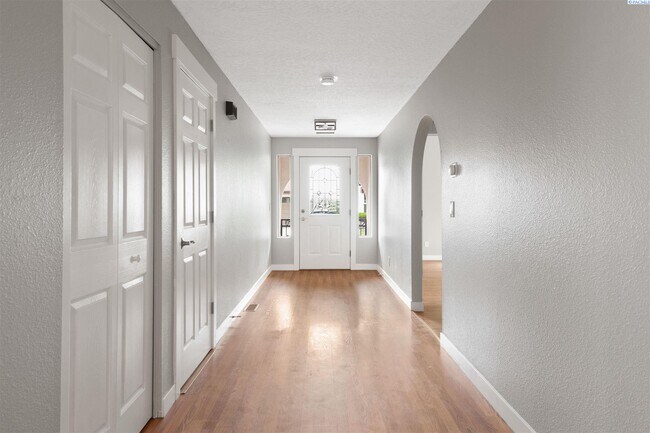 Building Photo - FURNISHED Condo at Meadow Springs Country Club