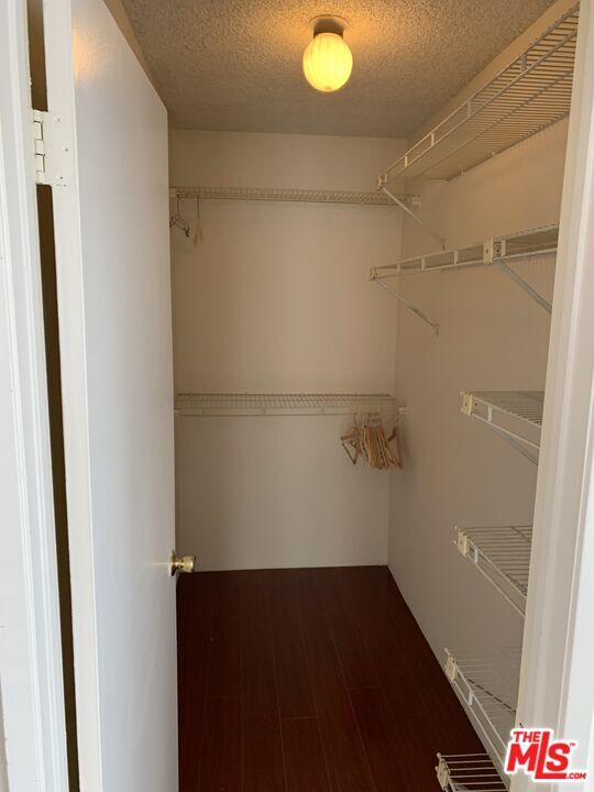 Building Photo - 4105 Summertime Ln