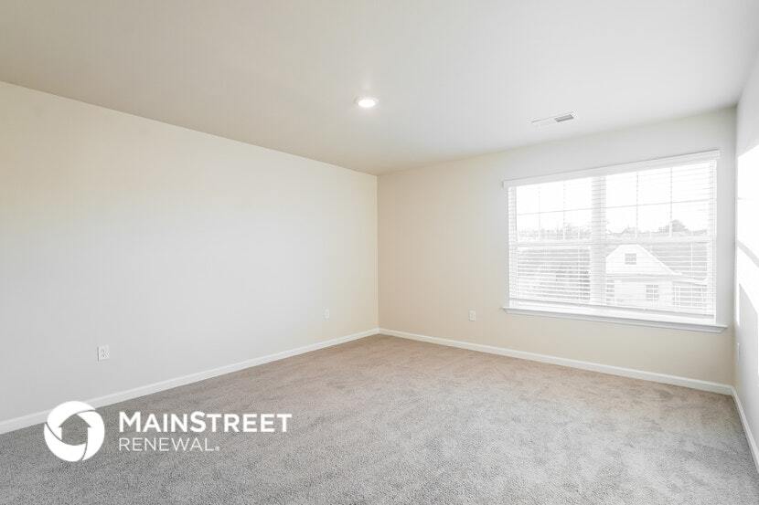 Building Photo - 1001 Pilgrim Ln