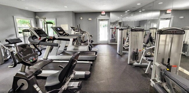 Building Photo - 1505 Fort Clarke Blvd