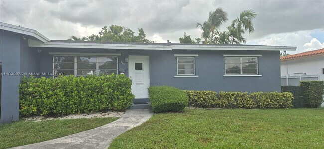 Building Photo - 2811 SW 79th Ave