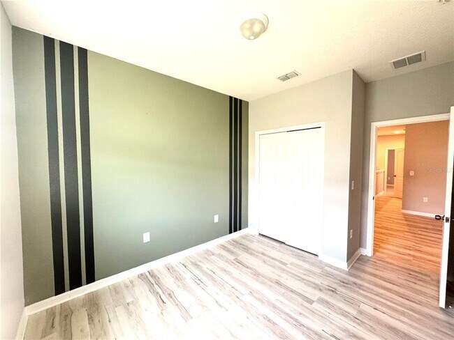 Building Photo - 229 Rustic Loop