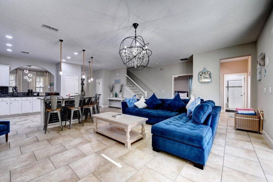 Building Photo - 5254 Wildwood Wy