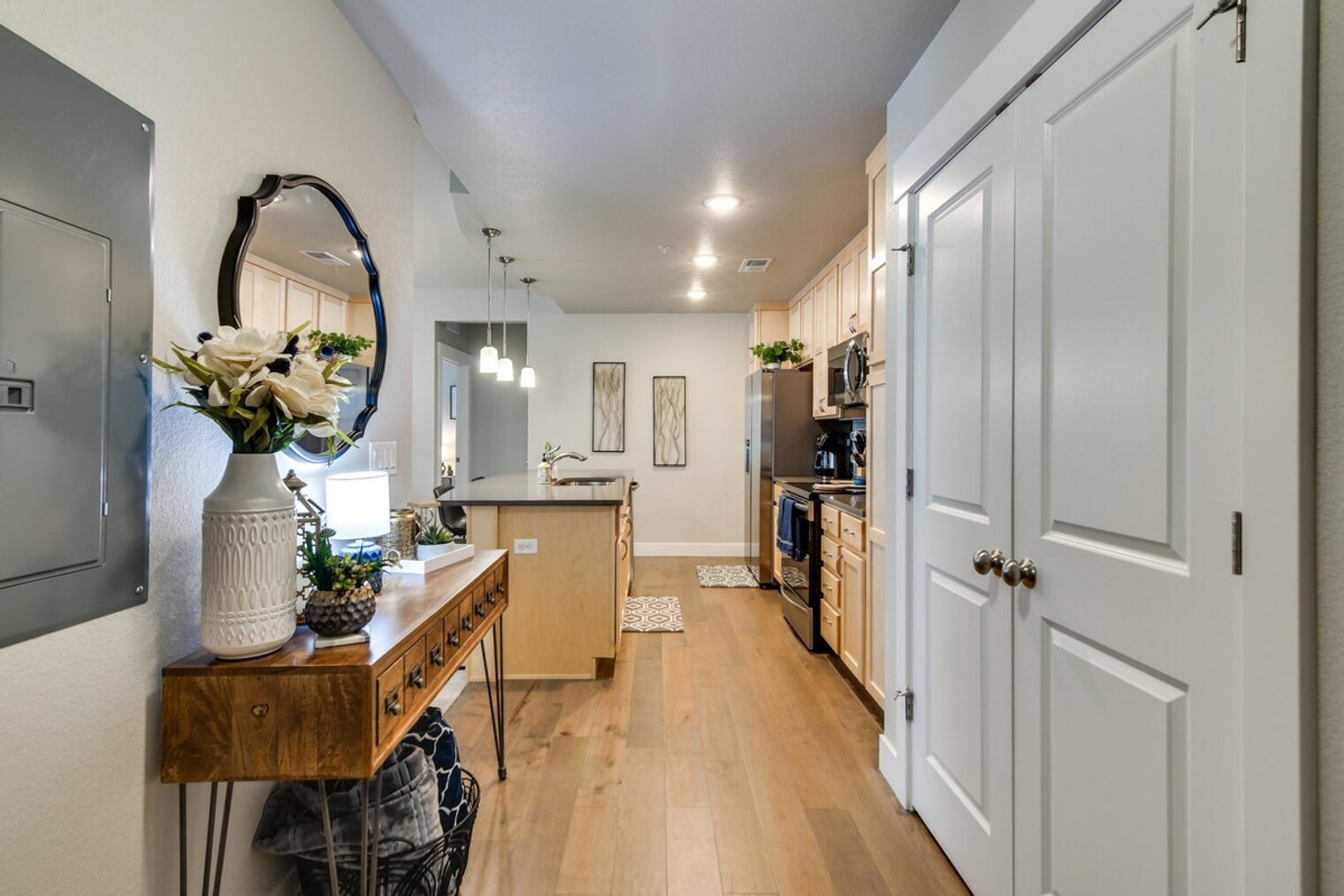 Building Photo - 4622 Hahns Peak Dr