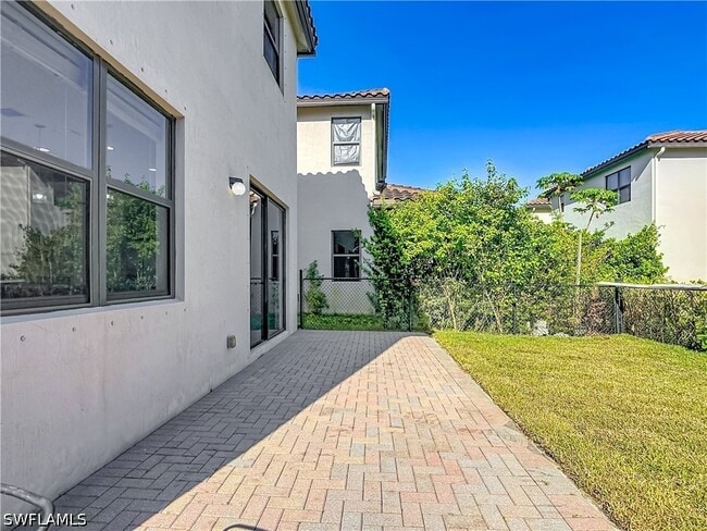 Building Photo - 5462 Useppa Dr