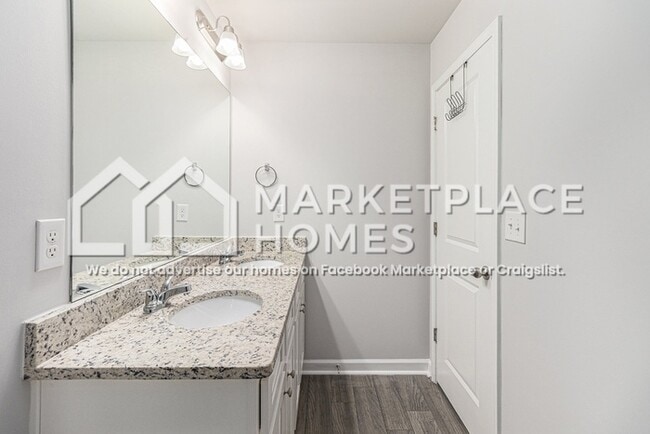 Building Photo - 4335 Shaffer Ct