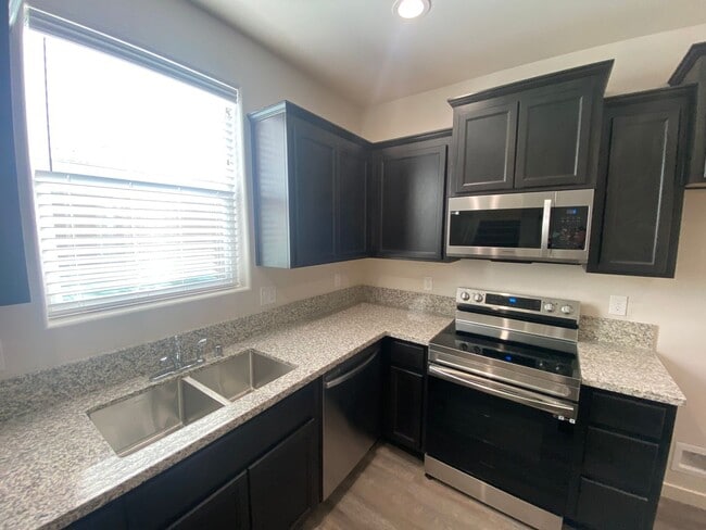 Building Photo - Newer Construction 4 Bedroom 2.5 Bath Home...