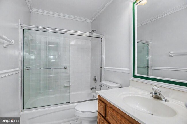 Building Photo - 14126 Rockinghorse Dr