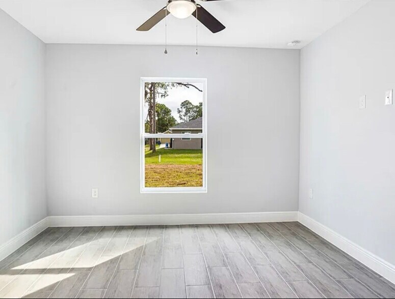 Building Photo - 3113 46th St W