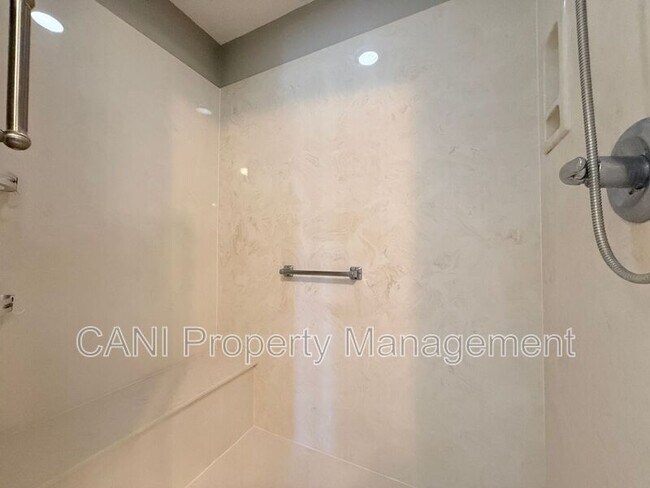 Building Photo - 3088 Berwyn Way