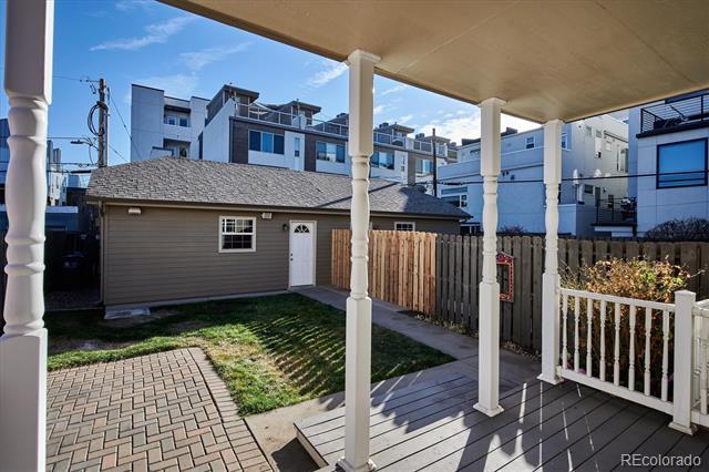 Building Photo - 3220 Vallejo St