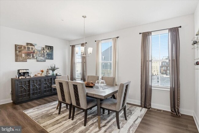 Building Photo - 16416 Fife Wy