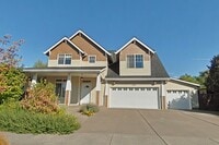 Building Photo - 4 Bedroom House ~ Albany ~ Pet Friendly