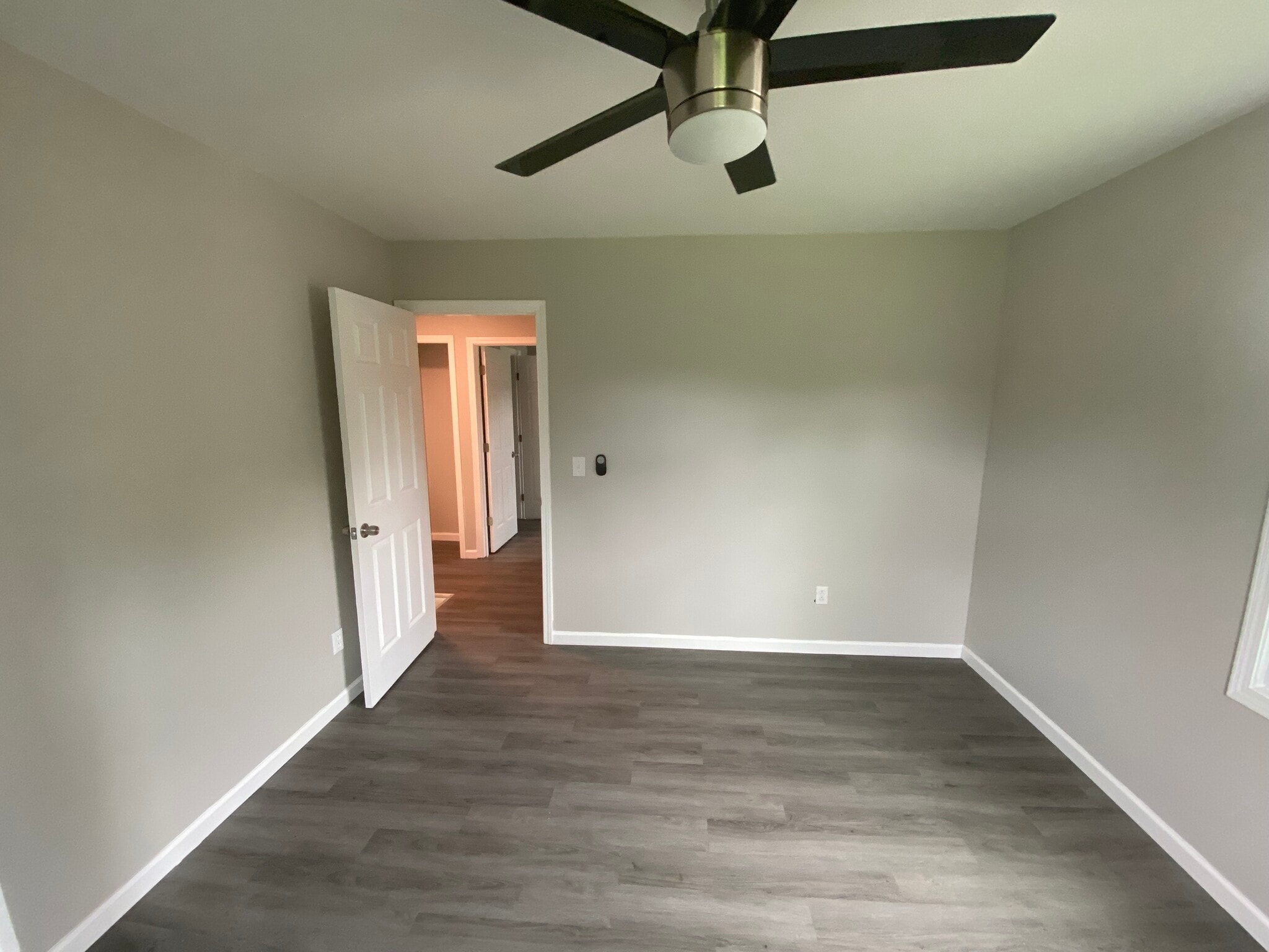 Building Photo - 260 Moughon St