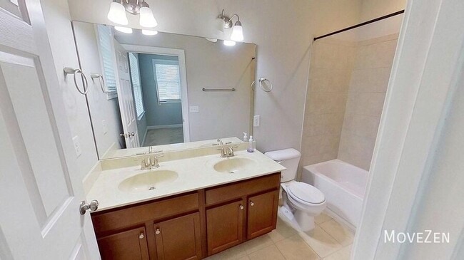 Building Photo - 1706 Raney Ct