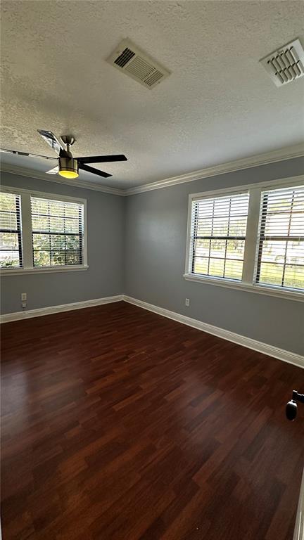 Building Photo - 2101 Good Homes Rd