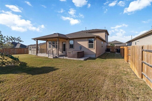 Building Photo - 137 Gray Wolf Dr