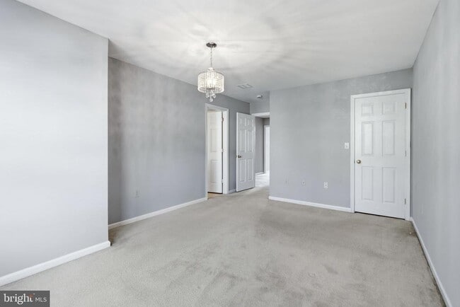 Building Photo - 1046 Balley Dr