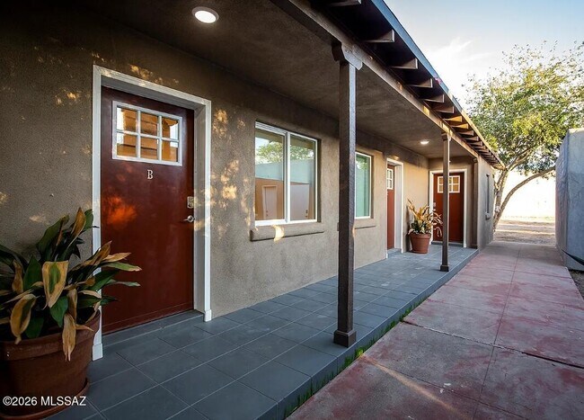 Building Photo - 1140 N Richey Blvd