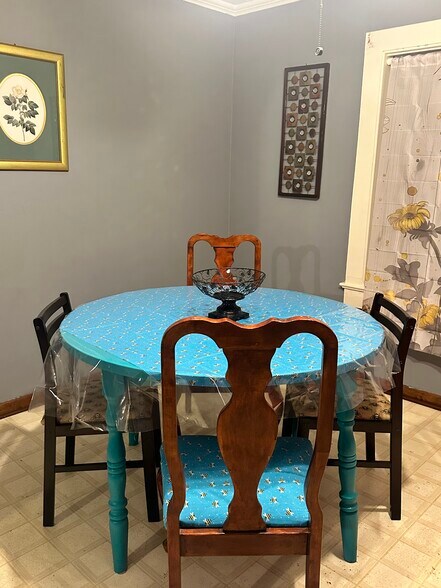 Building Photo - 325 Aucoin St