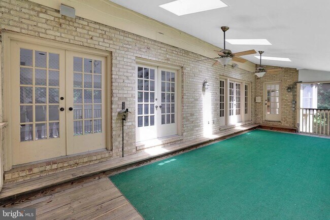 Building Photo - 8901 Iron Gate Ct