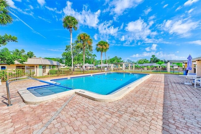 Building Photo - 4308 Summersun Dr