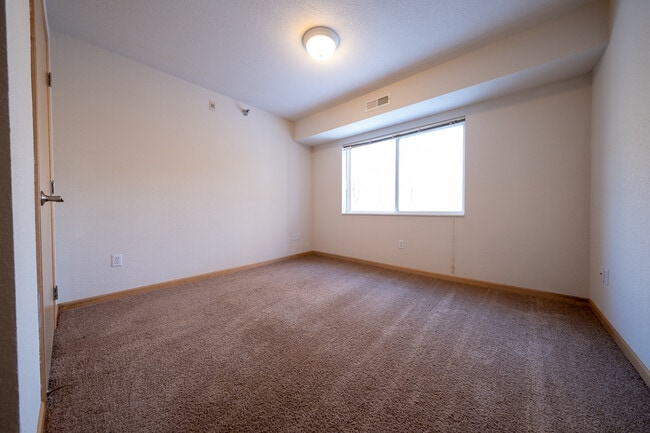 Building Photo - 16520 Tranquility Ct