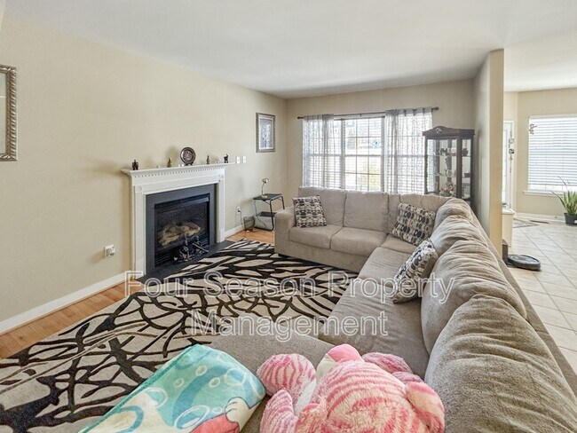 Building Photo - 14020 Seneca Ridge Dr