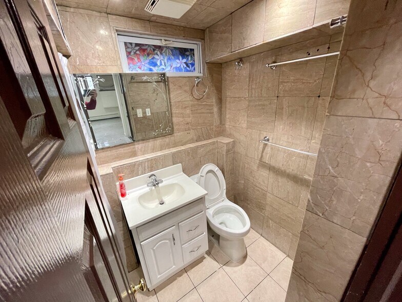Building Photo - 86 Edgewood Ave
