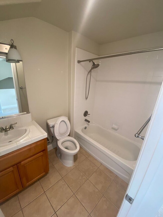 Building Photo - $4,290 / 4 BR -2170 SF - STUNNING SAN JOSE HOME IN BERRYESSA A MUST SEE!