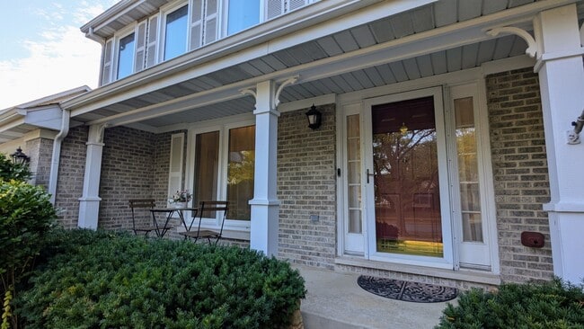 Building Photo - 14 Nicolette Ave