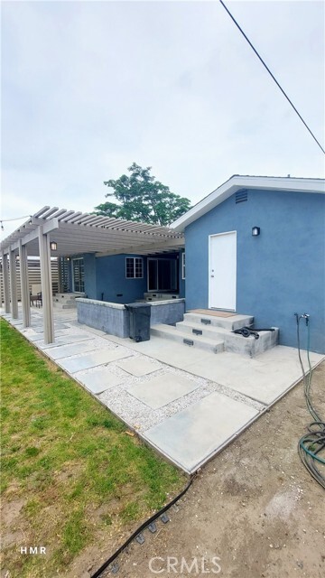 Building Photo - 12775 Benson Ave