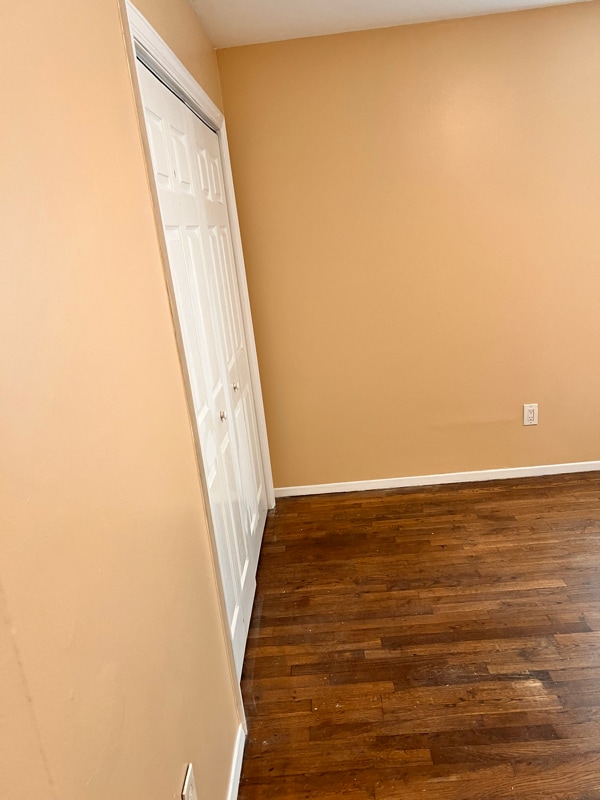 Building Photo - 270 Louise Ave