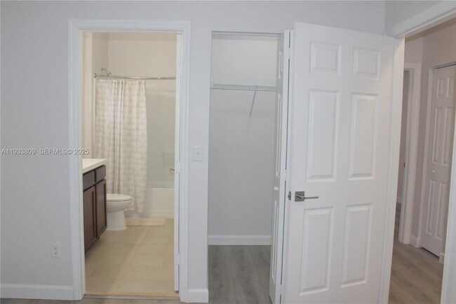 Building Photo - 3558 NW 29th Ct