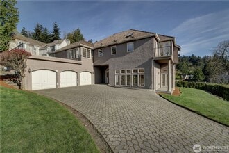 Building Photo - 4bd/4ba Kirkland House