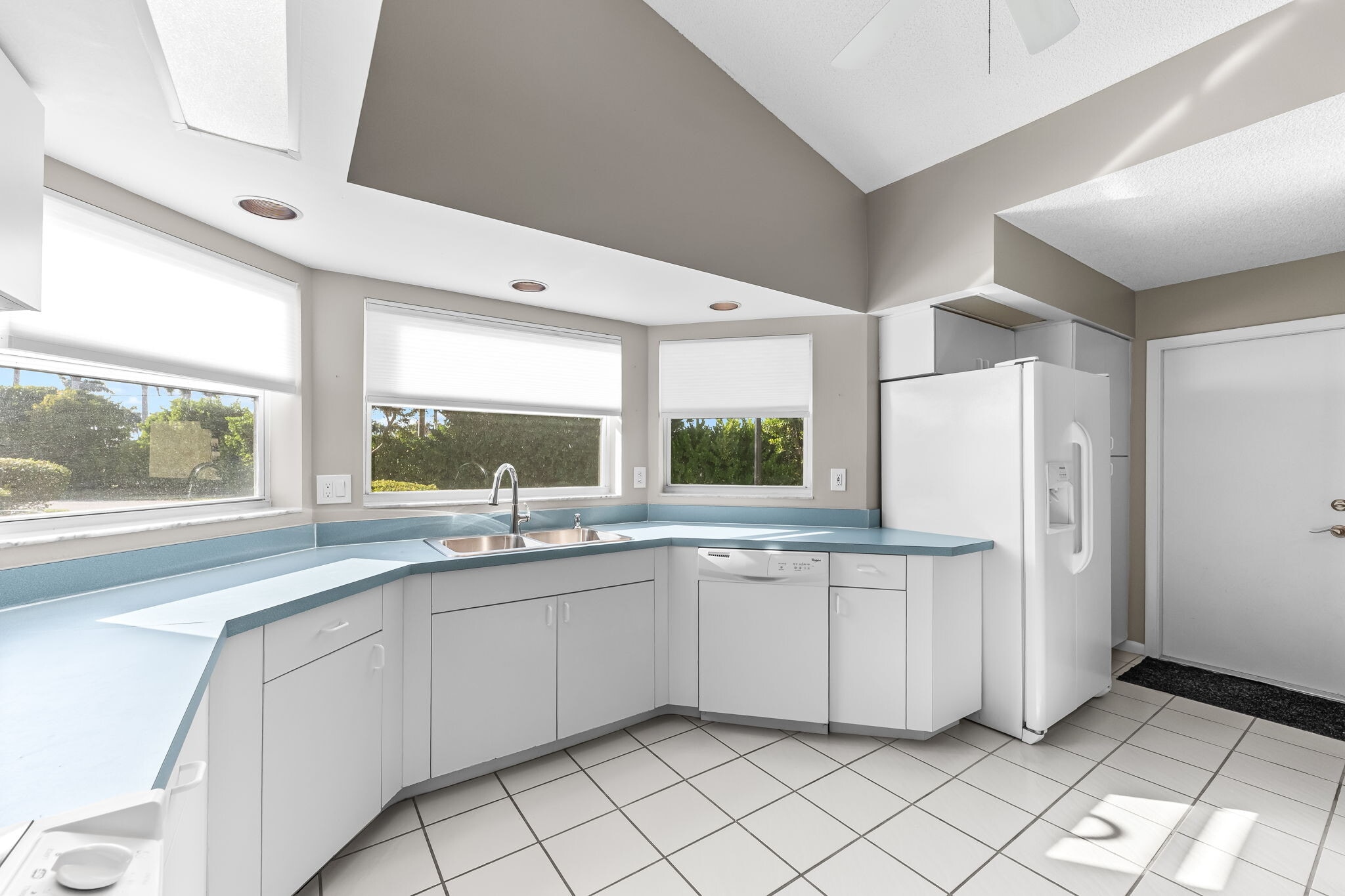 Building Photo - 2201 McGregor Park Cir