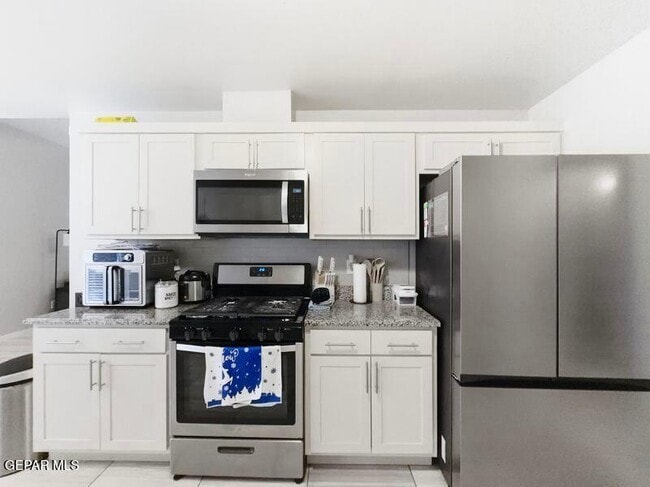 Building Photo - 13828 Summer Story Ave