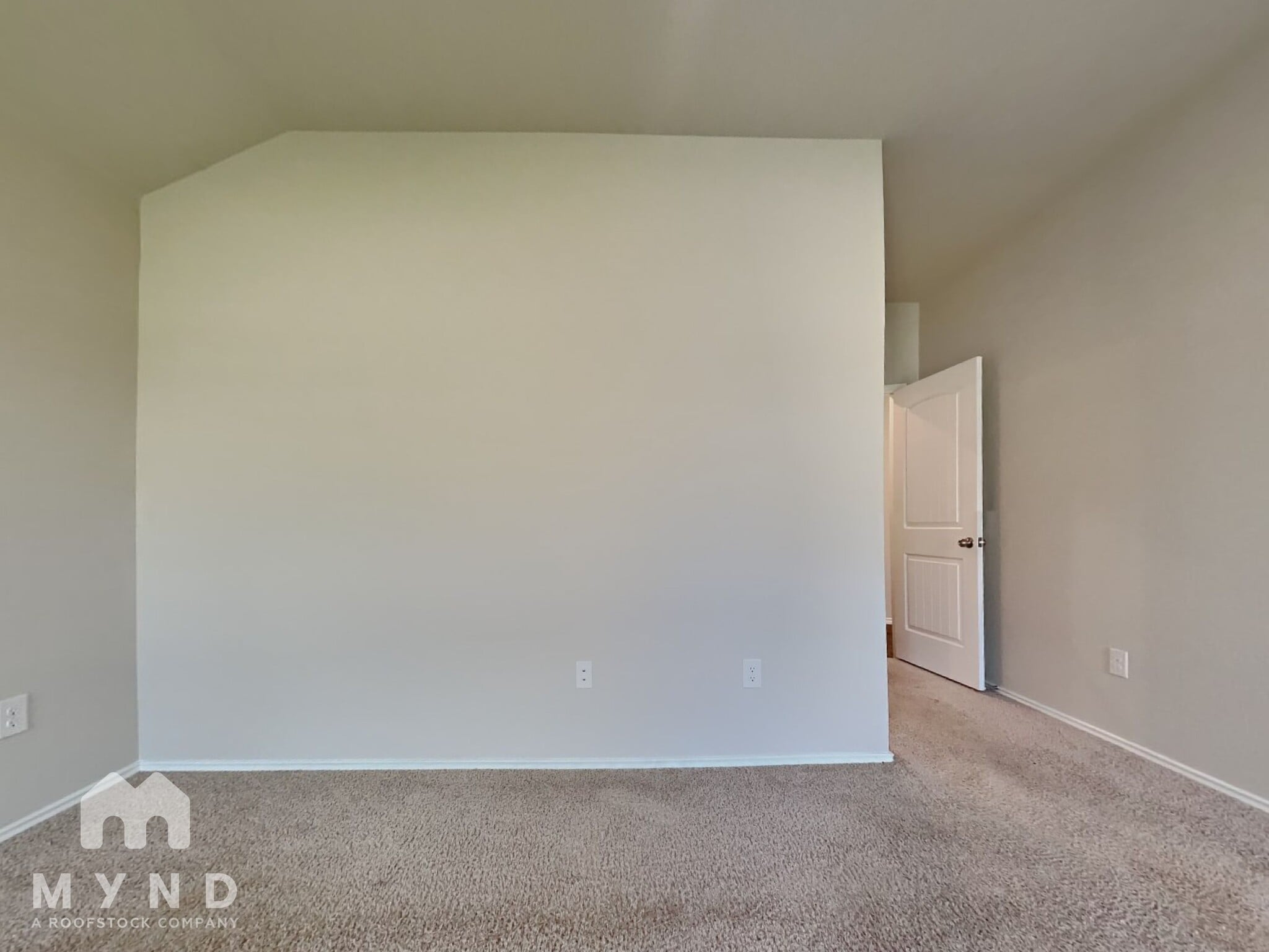 Building Photo - 15117 Siberian Elm Ln