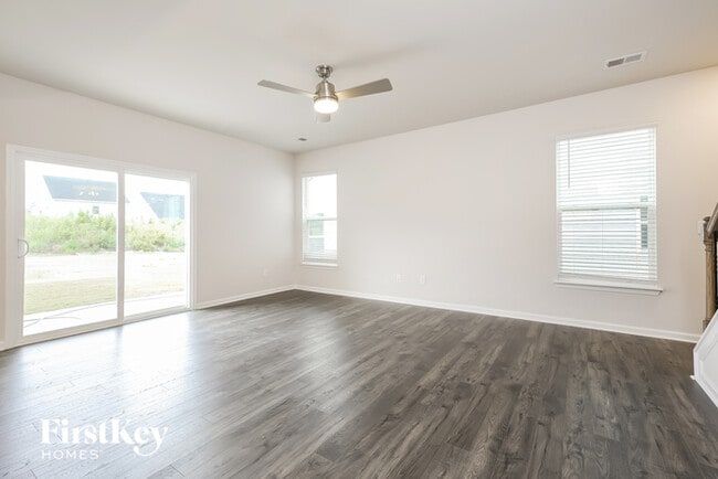 Building Photo - 717 Ridgemoor Trl