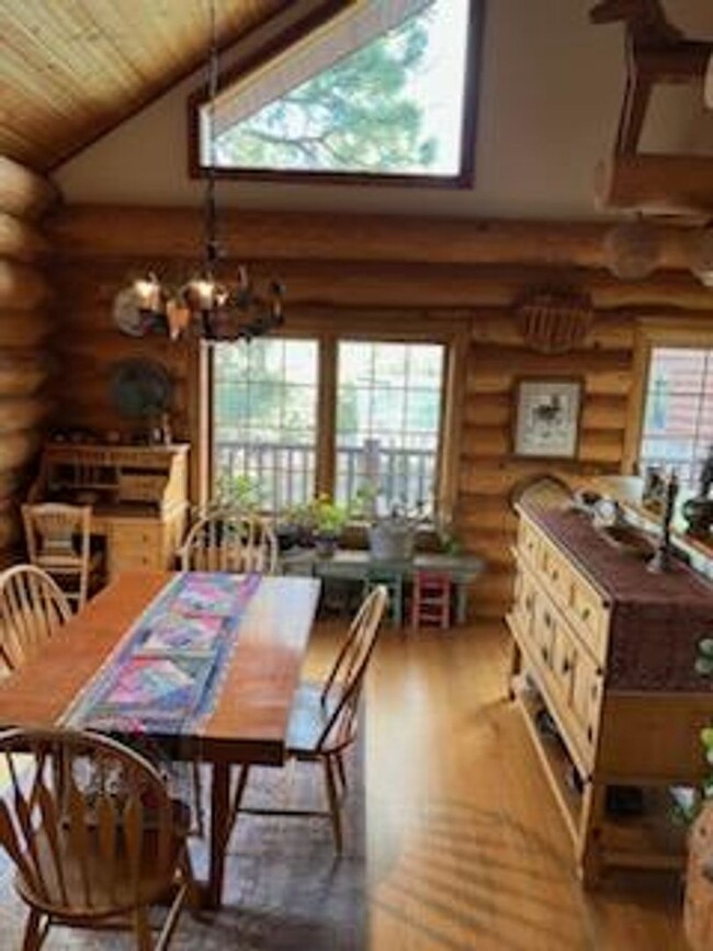 Building Photo - Furnished Log Cabin Retreat in the Pines