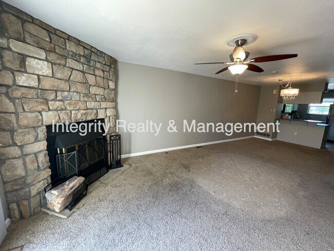 Building Photo - 1811 S Quebec Way