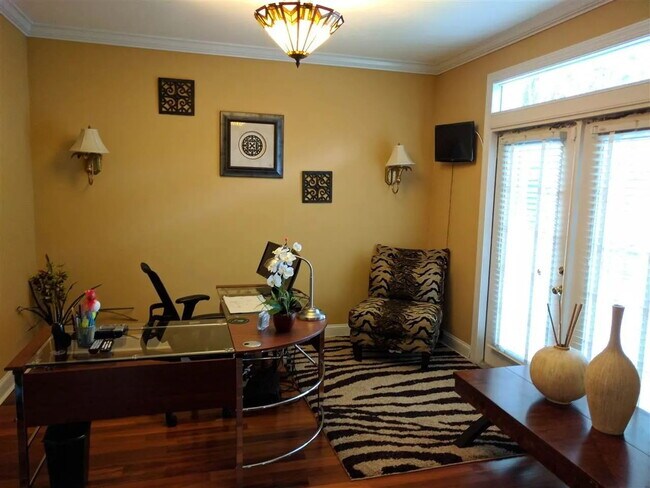 Building Photo - Stunning 3-Bed, 2-Bath Home in the Heart of Killearn Estates!